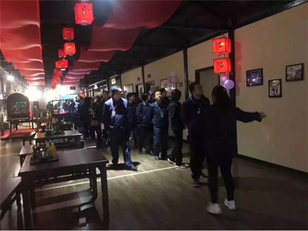 雙十一_酒_任性！全場半價，西安這家店也是拼了！211.jpg
