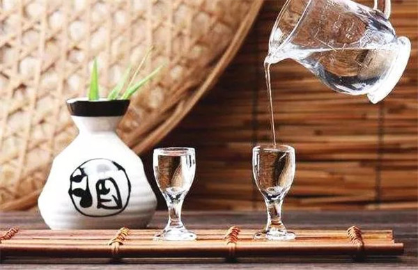 中秋酒禮丨月已滿，杯莫空，佳節(jié)有酒萬事足！509.jpg